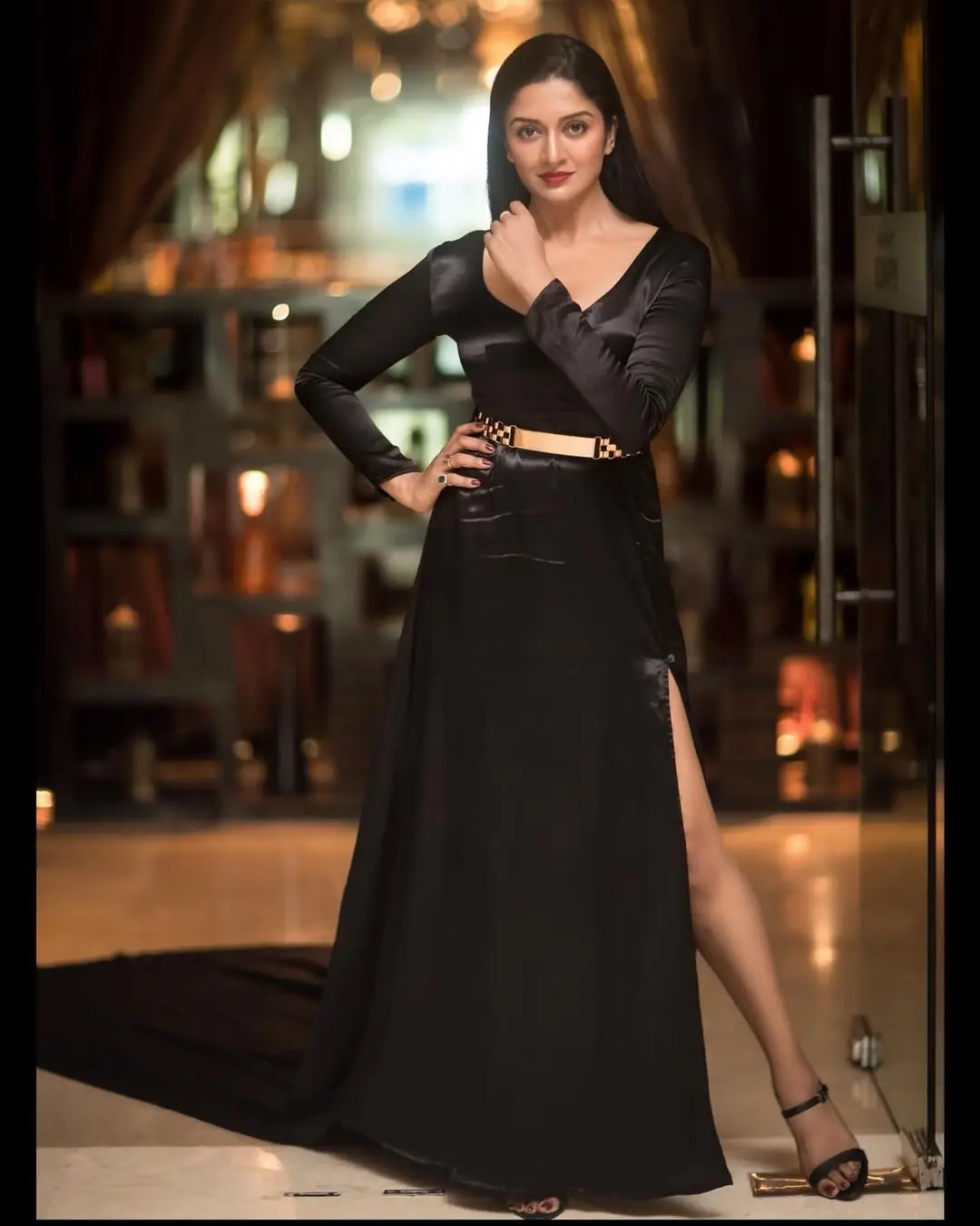 VIMALA RAMAN LONG LEGS SHOW IN BLACK GOWN